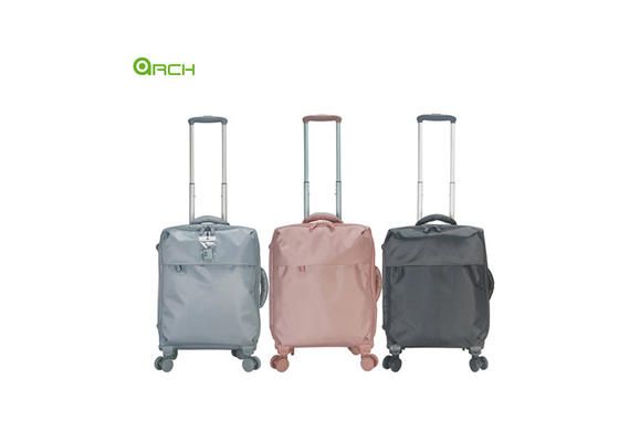 Leichtgewichtes Gepäck mit einer großen Tasche für kurze Reisen